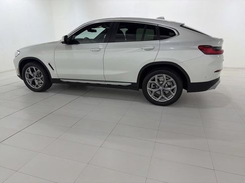 Certified 2023 BMW X4 xDrive30i w/ Premium Package AWD/4WD image 2