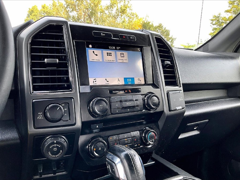Used 2018 Ford F150 XLT w/ Equipment Group 302A Luxury AWD/4WD image 19