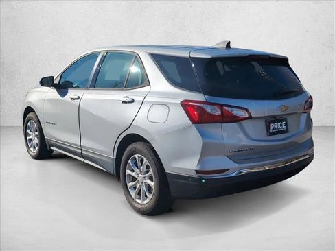 Used 2018 Chevrolet Equinox LS image 8