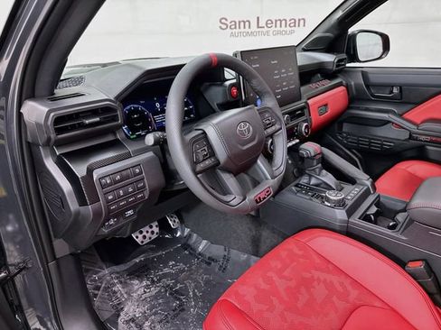 Used 2025 Toyota Tacoma TRD Pro AWD/4WD image 9