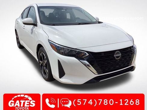 Used 2025 Nissan Sentra SV FWD image 1