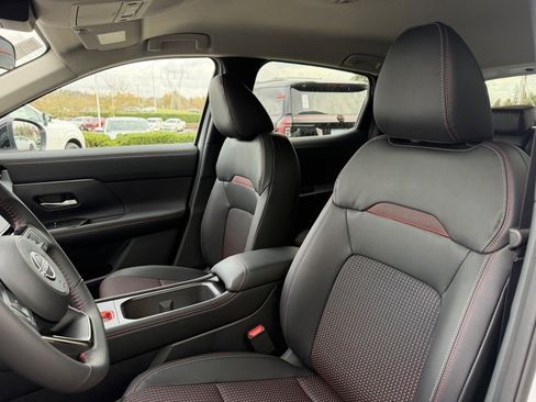 New 2026 Nissan Kicks SR w/ Cold Weather Package image 13