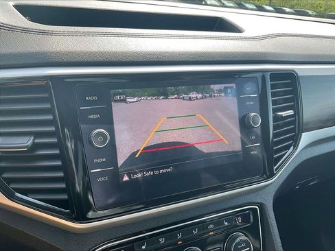 Used 2023 Volkswagen Atlas SE w/ Panoramic Sunroof Package AWD/4WD image 19
