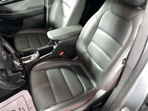 Used 2024 Chevrolet TrailBlazer RS w/ Convenience Package AWD/4WD image 15