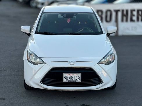 Used 2017 Toyota Yaris iA image 6