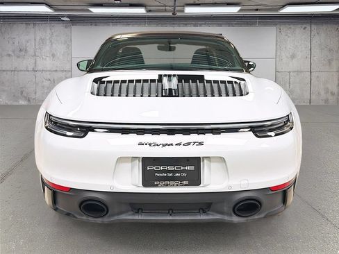 Certified 2024 Porsche 911 Targa 4 GTS AWD/4WD image 10