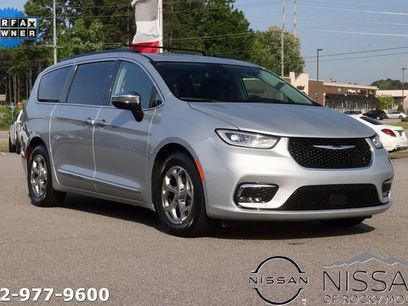 Used 2023 Chrysler Pacifica Limited