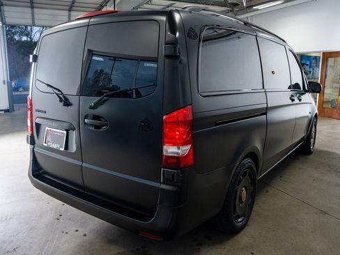 Used 2021 Mercedes-Benz Metris Passenger image 28