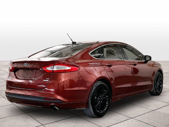 Used 2014 Ford Fusion SE w/ Equipment Group 202A FWD image 12