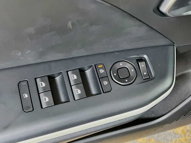 New 2026 Kia K4 GT-Line FWD image 17