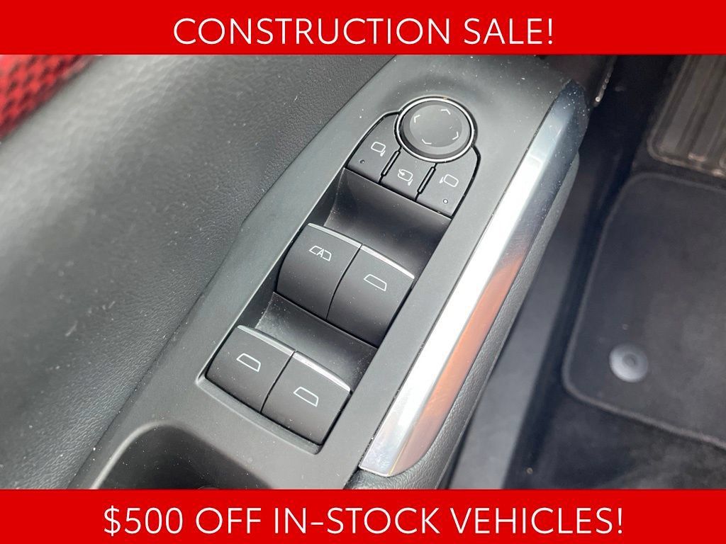 Used 2024 Chevrolet Traverse RS AWD/4WD image 28