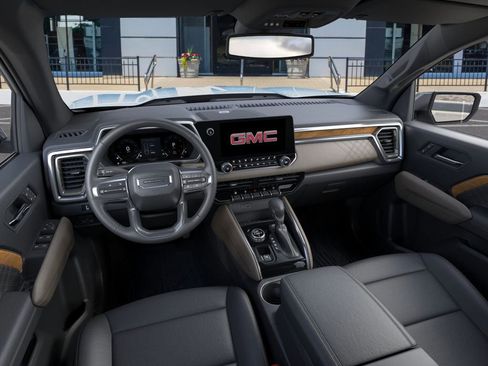 New 2026 GMC Canyon Denali image 15