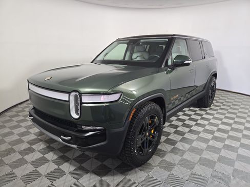 Used 2023 Rivian R1S Adventure AWD/4WD image 1