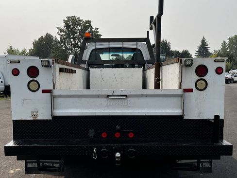 Used 2006 Chevrolet Kodiak C4500 2WD Regular Cab image 6