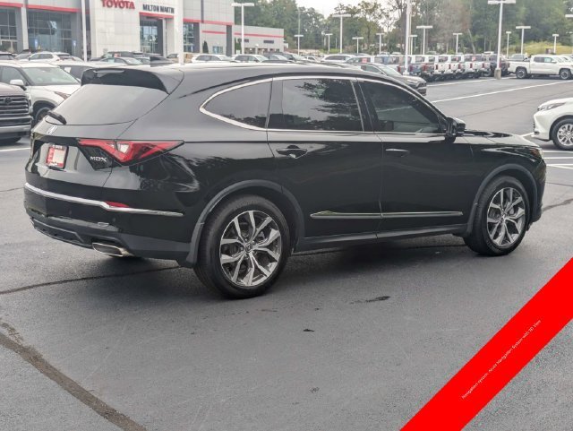 Used 2023 Acura MDX w/ Technology Package FWD image 4