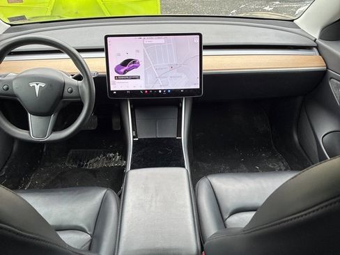 Used 2020 Tesla Model 3 Long Range image 3