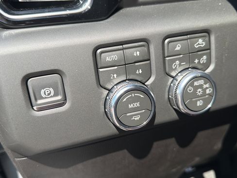 New 2026 GMC Sierra 1500 Denali Ultimate AWD/4WD image 31