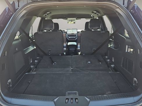 Used 2025 Ford Explorer ST-Line AWD/4WD image 12
