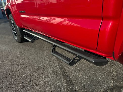 Used 2023 Toyota Tacoma TRD Sport image 13