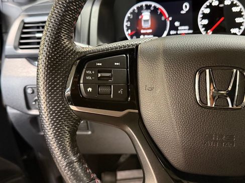 Used 2024 Honda Ridgeline Black Edition image 35