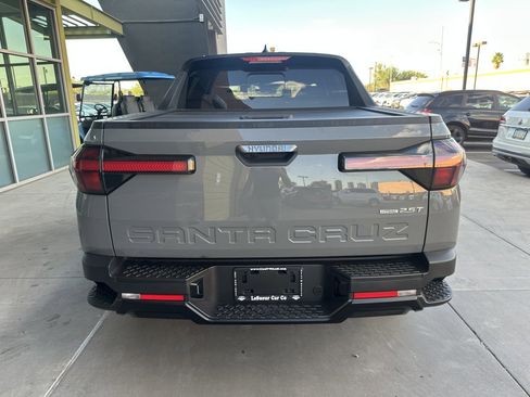 Used 2024 Hyundai Santa Cruz Night image 11