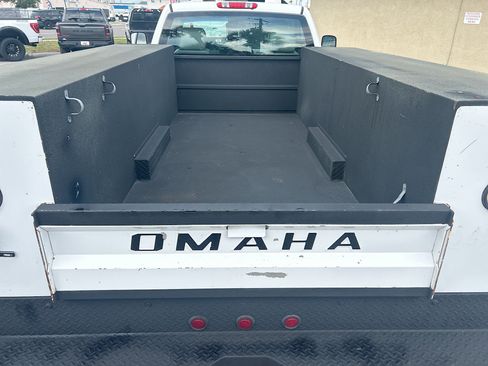Used 2011 GMC Sierra 3500 W/T RWD image 22