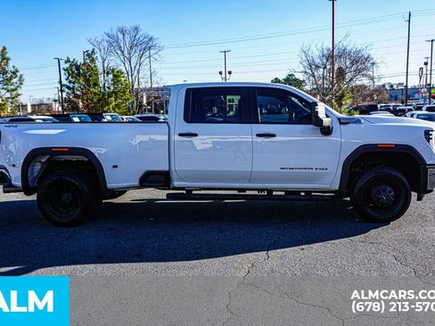 Used 2024 GMC Sierra 3500 Pro image 9