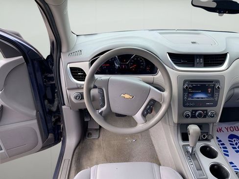 Used 2013 Chevrolet Traverse LS FWD image 30