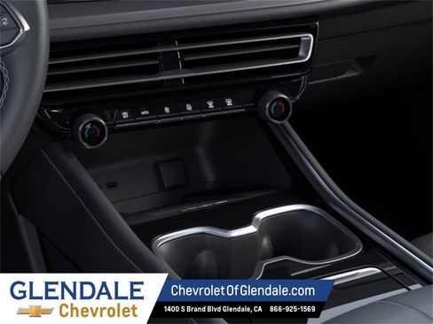 New 2026 Chevrolet Traverse LT w/ LPO, Floor Liner Package image 23