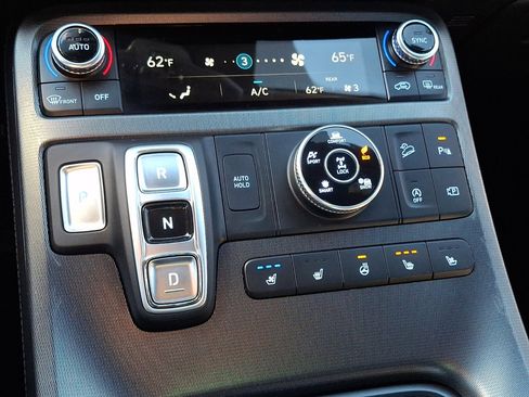 Used 2024 Hyundai Palisade Calligraphy image 28