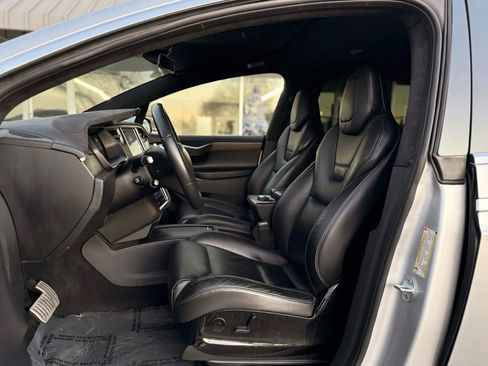 Used 2016 Tesla Model X Performance image 18