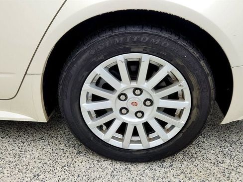 Used 2011 Cadillac CTS Luxury image 9