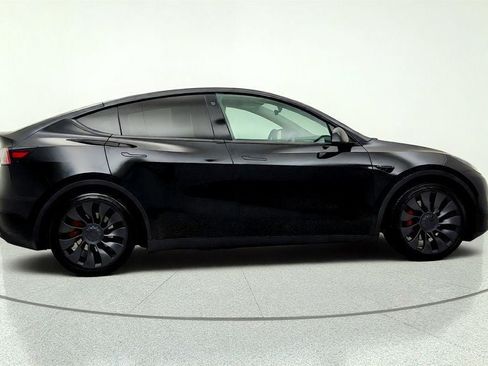Used 2023 Tesla Model Y Long Range AWD/4WD image 4