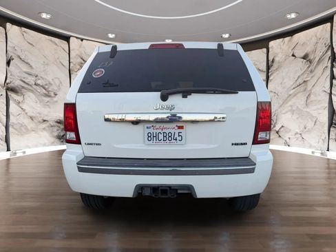 Used 2010 Jeep Grand Cherokee Limited w/ Trailer Tow Group IV RWD image 6