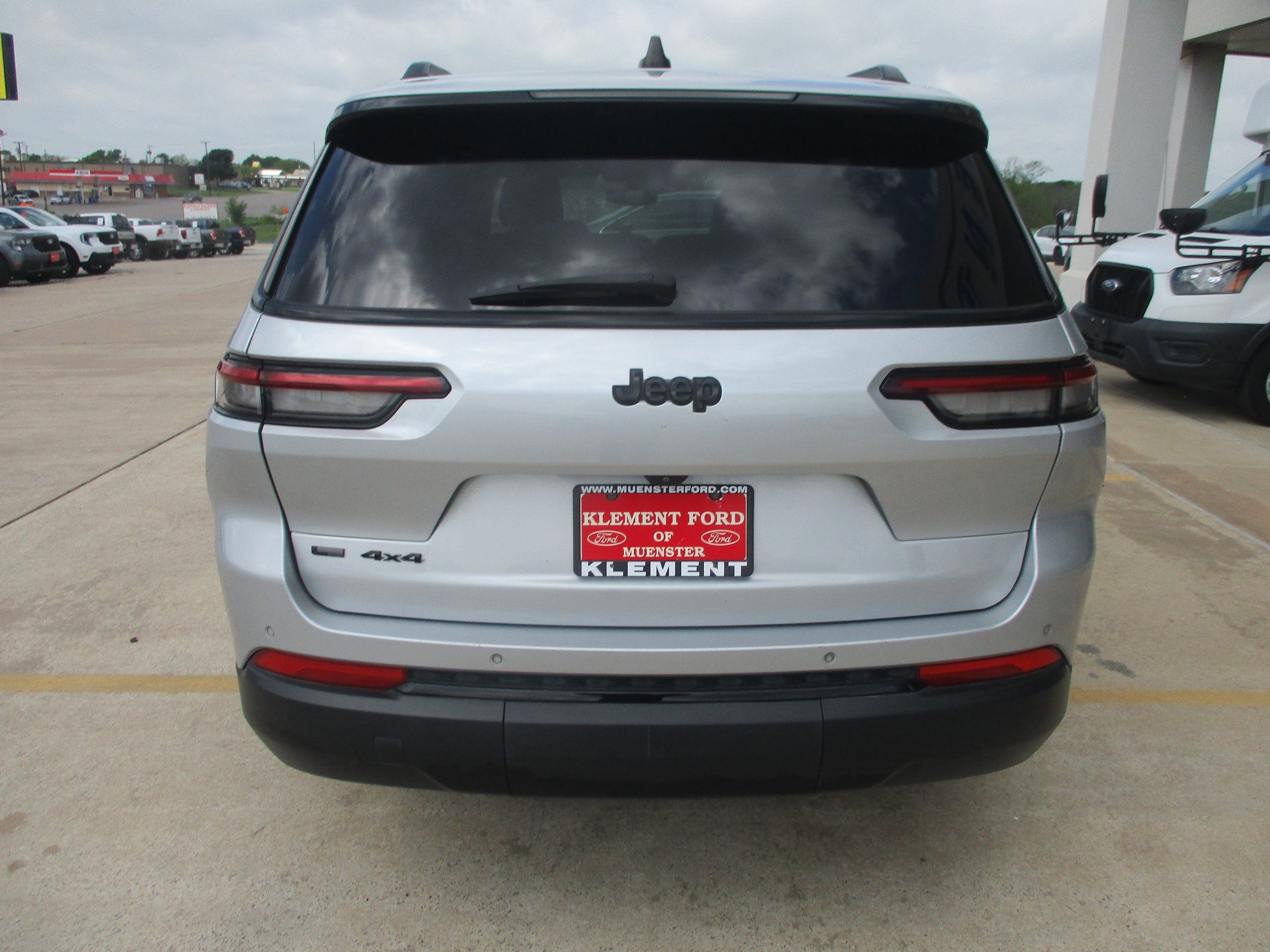 Used 2021 Jeep Grand Cherokee L Laredo AWD/4WD image 8