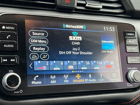 New 2025 Nissan Versa SR w/ Trunk Package image 17