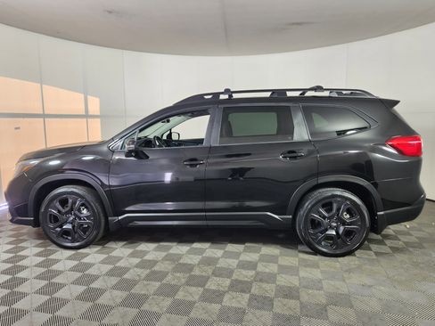 Used 2023 Subaru Ascent Onyx Edition Limited image 4