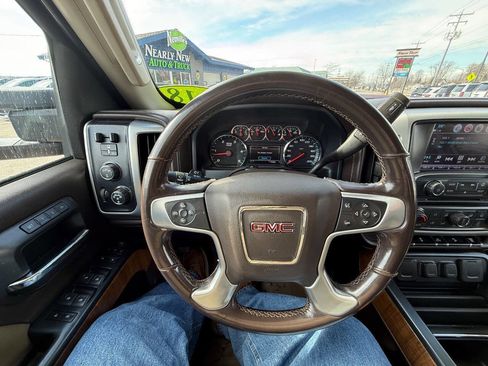 Used 2018 GMC Sierra 2500 SLT image 20