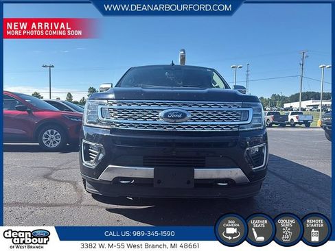 Used 2021 Ford Expedition Platinum AWD/4WD image 2