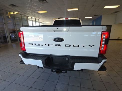 Used 2024 Ford F250 Lariat w/ Lariat Ultimate Package AWD/4WD image 7
