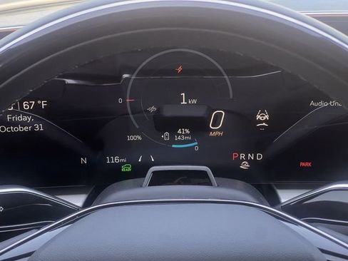 New 2026 Cadillac Lyriq Luxury image 14