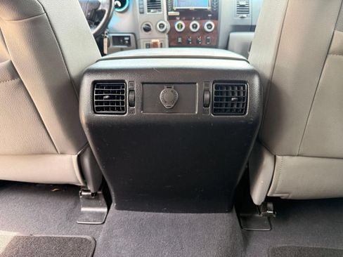 Used 2012 Toyota Tundra Limited w/ Platinum Pkg AWD/4WD image 34