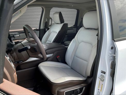 Used 2025 RAM 1500 Laramie w/ Laramie Southwest Edition AWD/4WD image 20