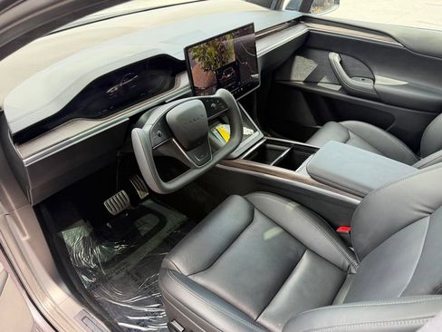 Used 2022 Tesla Model X AWD/4WD image 23