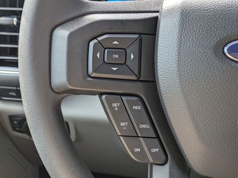 Certified 2022 Ford F250 XLT w/ XLT Premium Package image 15