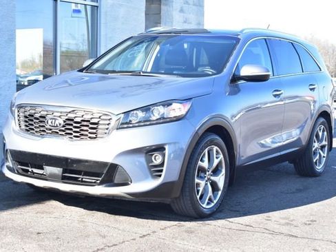 Used 2019 Kia Sorento EX FWD image 17