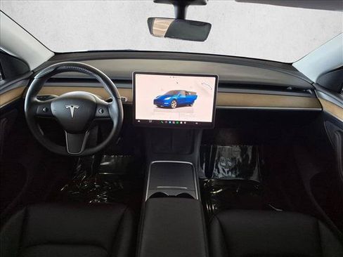 Used 2023 Tesla Model Y Long Range AWD/4WD image 17