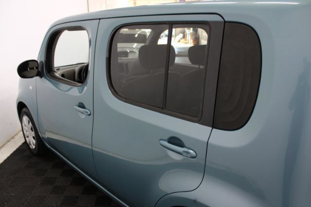 Used 2009 Nissan Cube 1.8 S w/ Interior Designer Pkg FWD image 9
