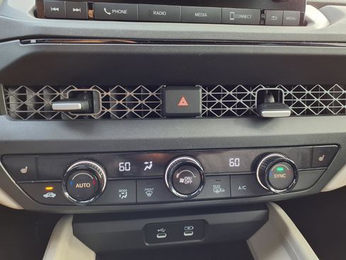 Used 2024 Honda Accord EX image 8