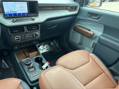 Used 2023 Ford Maverick Lariat w/ Lariat Luxury Package image 26